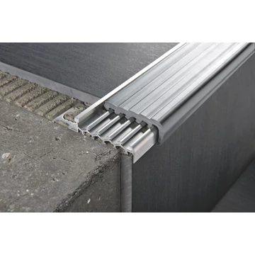 Progress Prostair 50 Natúr Alumínium Lépcsőprofil Szürke Gumibetéttel 8 mm (2,7m/szál) PTR50 08G 
